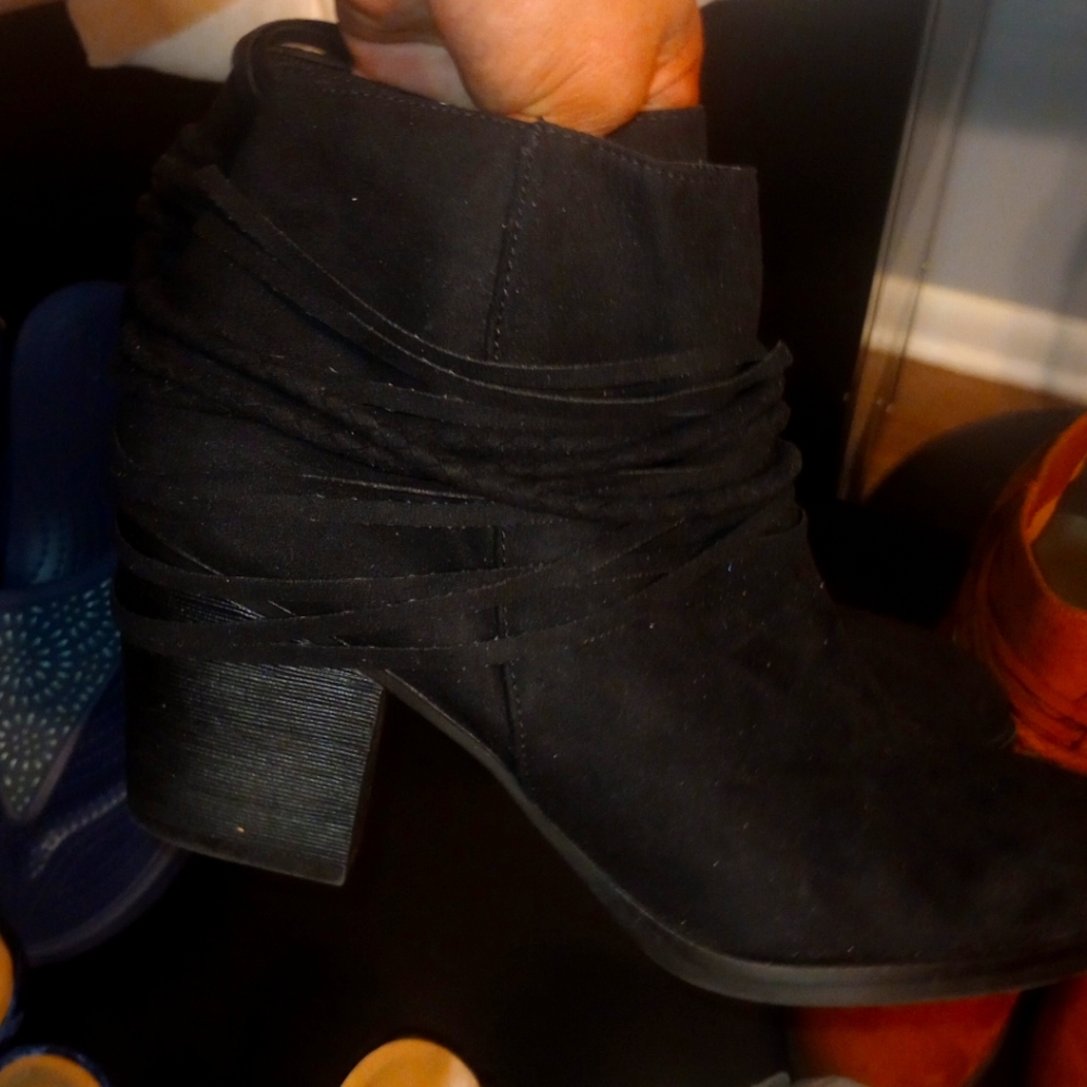 Ankle high boots size 10
